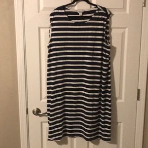 🎉3/$20 Cj banks dress. 2x